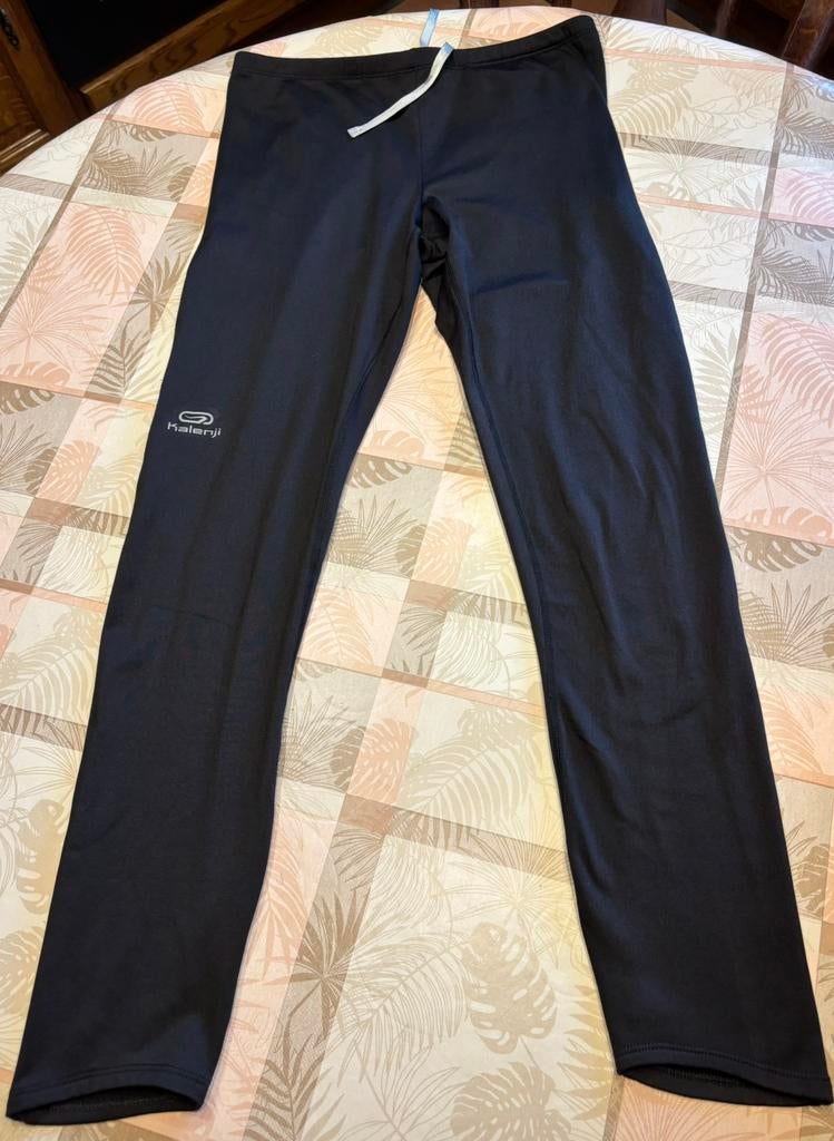 Mooie zwarte Kalenji dames sportbroek M., Taille 38/40 (M), Enlèvement ou Envoi, Kalenji, Comme neuf