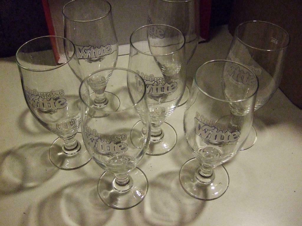 BIERGLAZEN "LIMBURGSE WITTE" OP VOET, Verzamelen, Glas en Drinkglazen, Nieuw, Bierglas, Ophalen of Verzenden