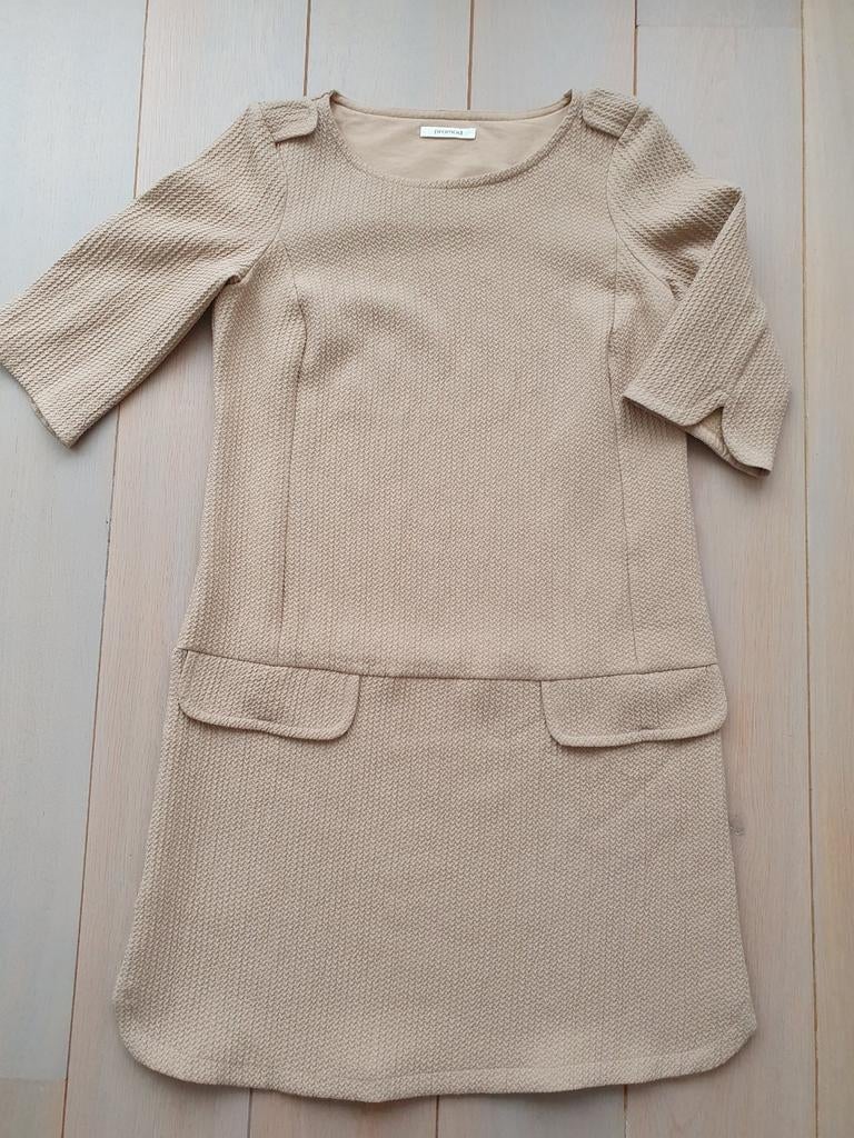 Robe beige neuve Promod - taille 36, Vêtements | Femmes, Robes, Neuf, Taille 36 (S), Beige, Sous le genou, Enlèvement ou Envoi
