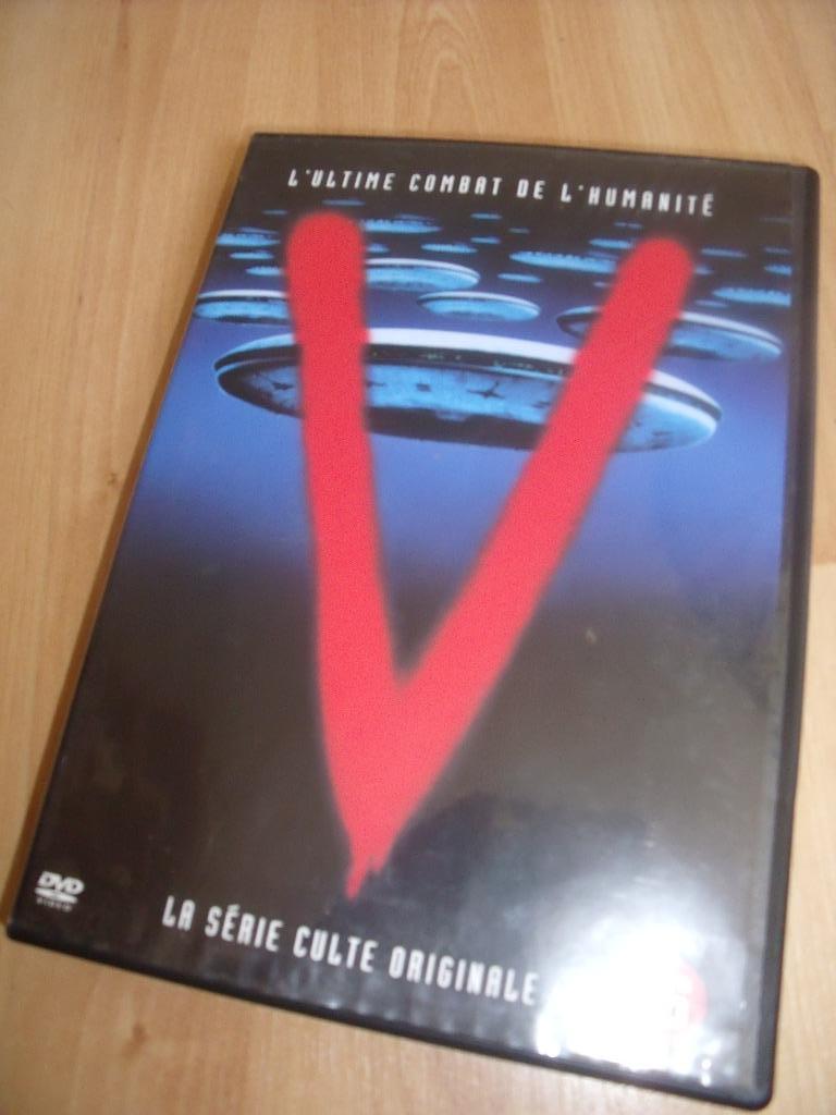 V (l'ultime combat) la série culte originale, CD & DVD, DVD | Classiques, À partir de 9 ans, Enlèvement ou Envoi, Comme neuf, Science-Fiction et Fantasy
