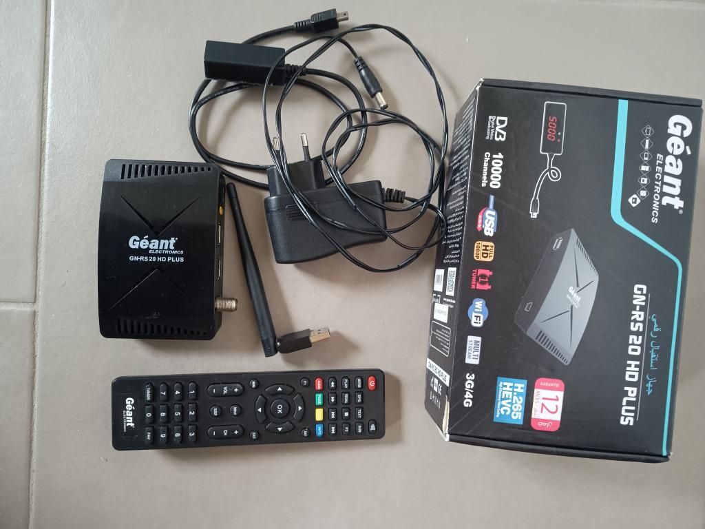 Satelliet ontvanger Geant gn-rs 20 HD PLUS, Audio, Tv en Foto, Schotelantennes, Ophalen of Verzenden, Zo goed als nieuw, (Schotel)antenne-accessoires
