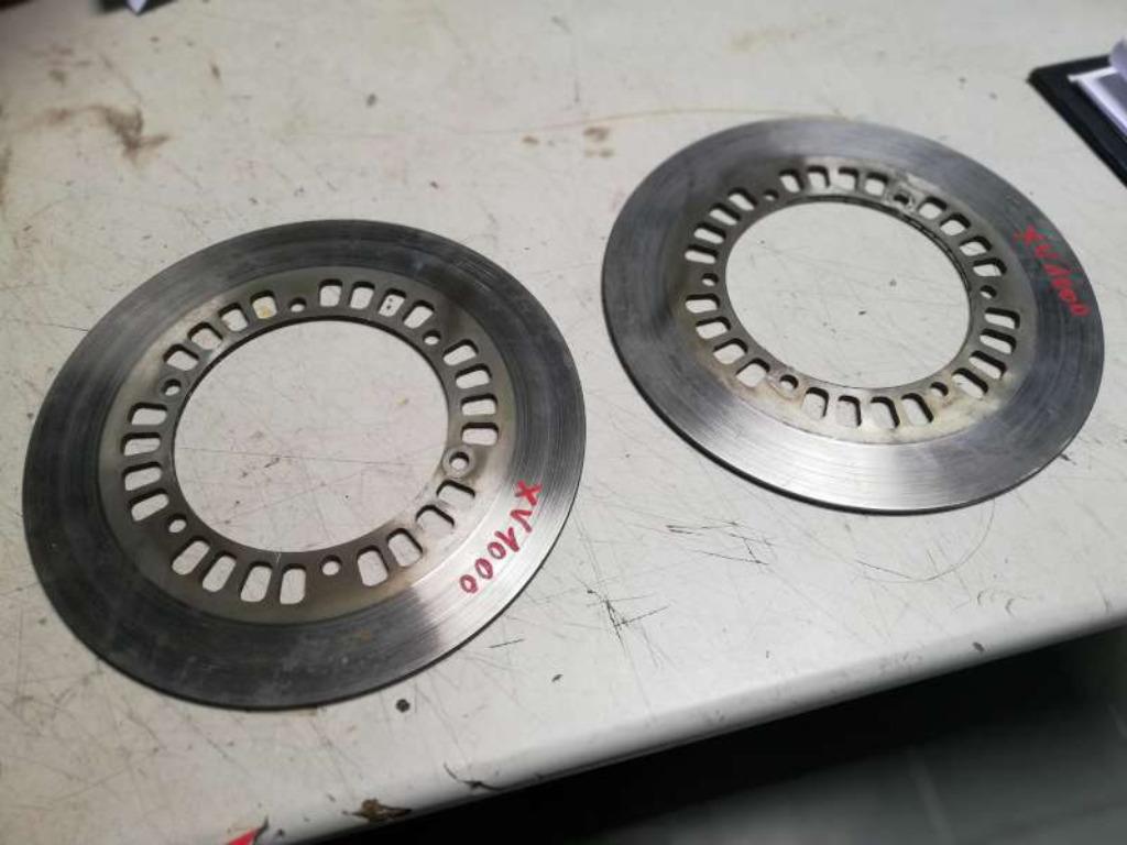 yamaha virago 1000 set voorste remschijven, Motoren, Ophalen of Verzenden, Gebruikt