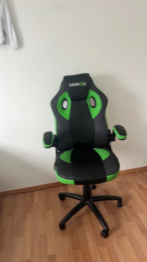 Stoere gamersstoel, Ophalen, Zo goed als nieuw