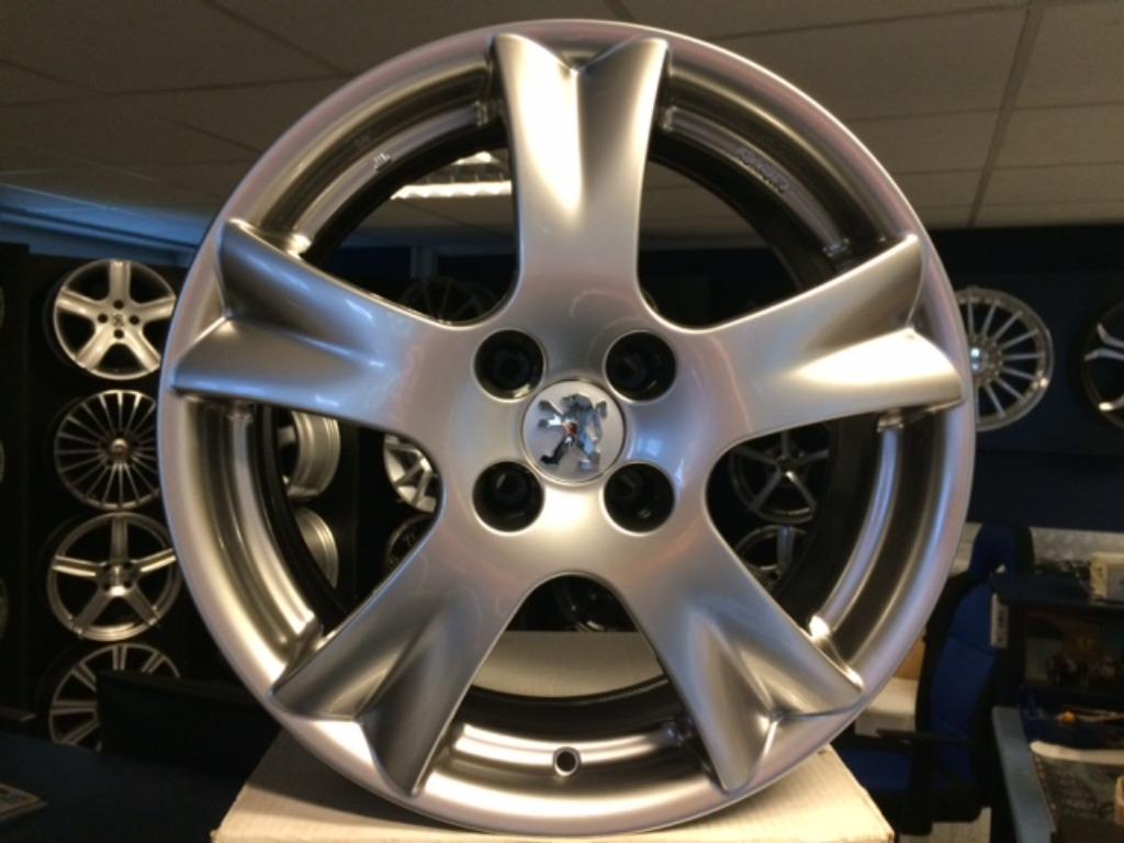 IN STOCK: NIEUWE set 17 inch 4x108 sport velgen voor Peugeot, Neuf, Enlèvement ou Envoi, Pneus été, 17 pouces