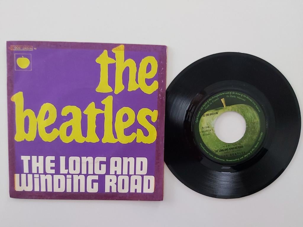 The Beatles - De lange en bochtige weg, Zo goed als nieuw