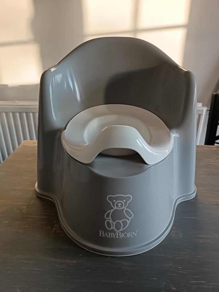 Pot fauteuil gris/blanc BabyBjorn, Enfants & Bébés, Enlèvement ou Envoi, Comme neuf
