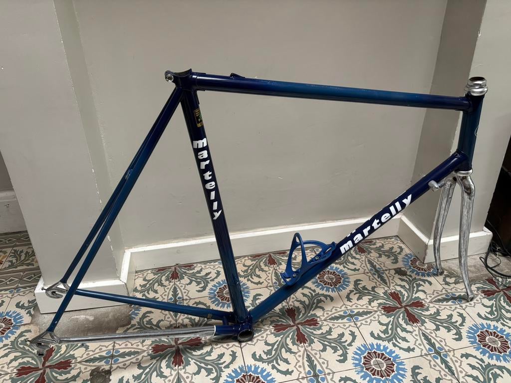 Frame Martelly, Fietsen en Brommers, Ophalen