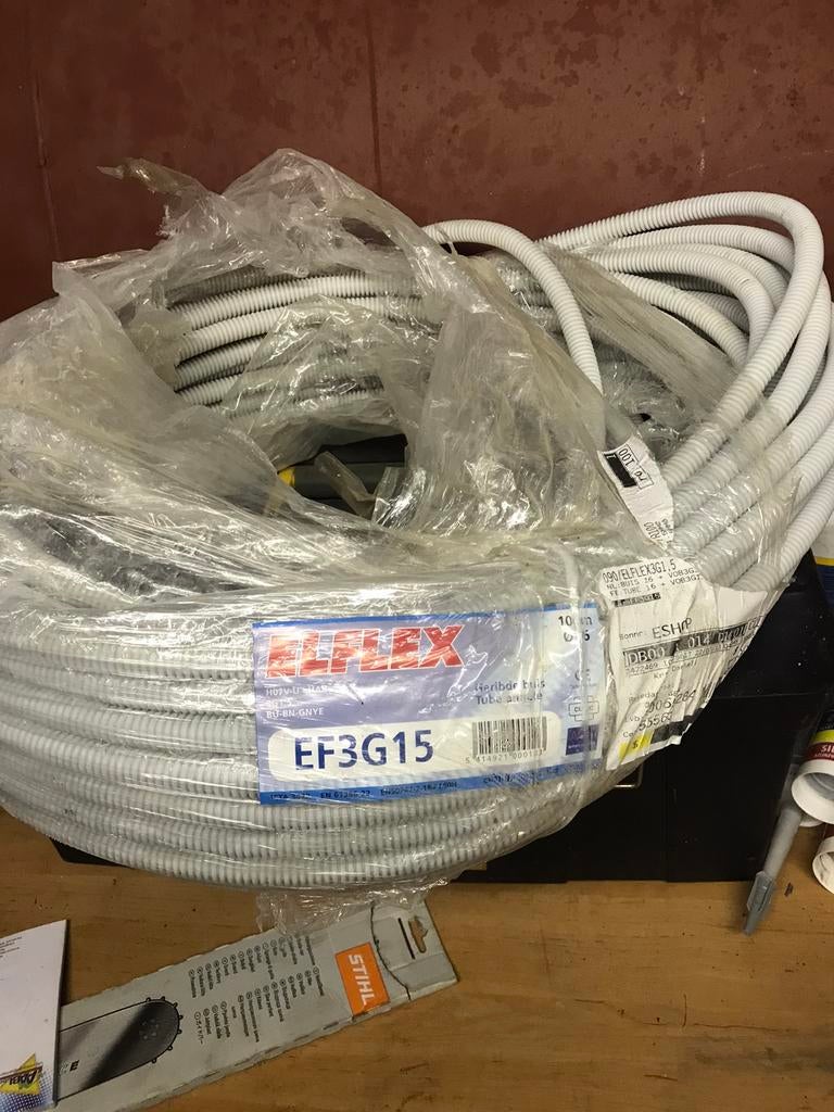 Elflex EF3G15 voorbedrade buis 20mm, Doe-het-zelf en Bouw, Elektriciteit en Kabels, Ophalen
