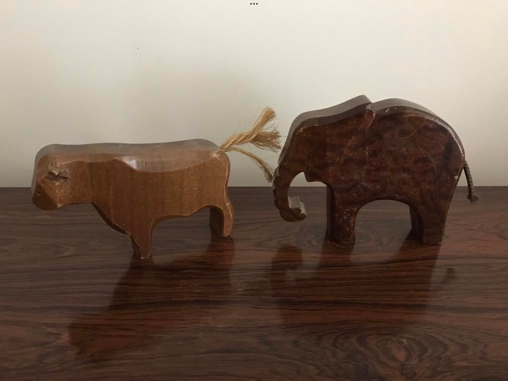 Set van 2 hoiten dieren olifant rund retro vintage, Verzamelen, Dierenverzamelingen, Ophalen of Verzenden, Zo goed als nieuw