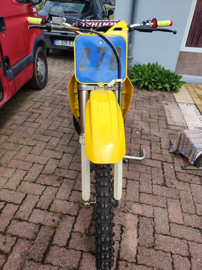 Vends Suzuki rm, Particulier, Moto de cross, 12 à 35 kW, 1 cylindre