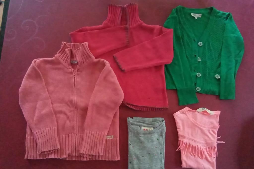 Kleding meisjes M104.  10st voor 4 euro, Enlèvement ou Envoi, Comme neuf, Fille, Ensemble