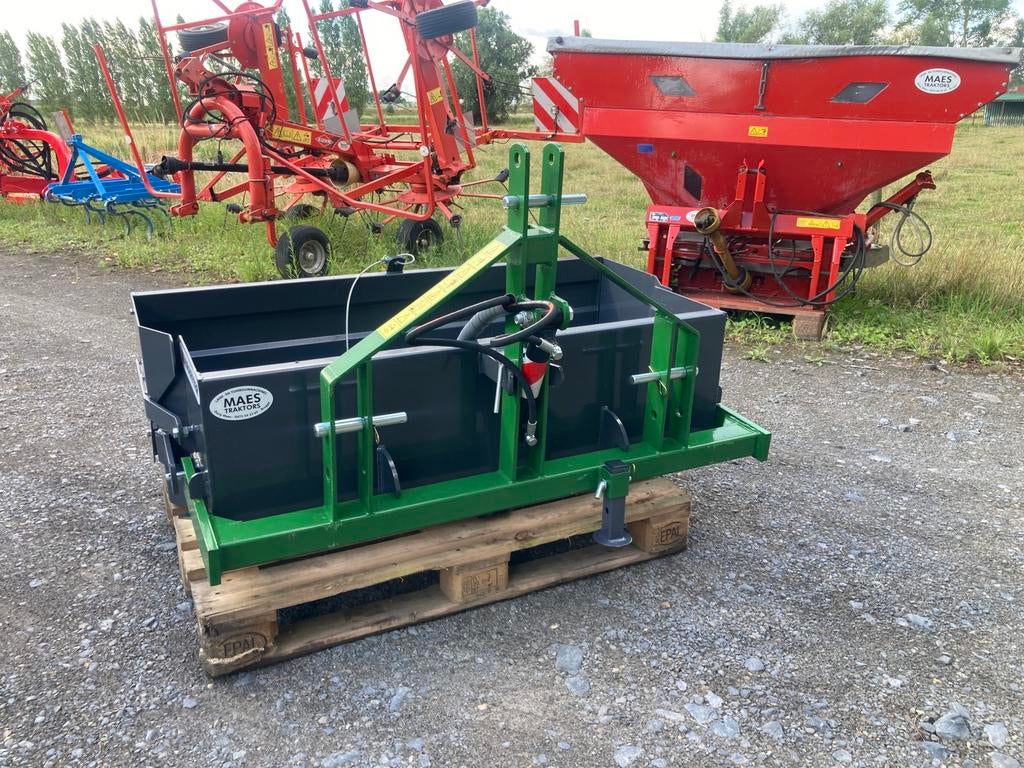 Godet hydraulique Kraffter 140 avec valve, Pâturage, 4 chevaux ou poneys ou plus