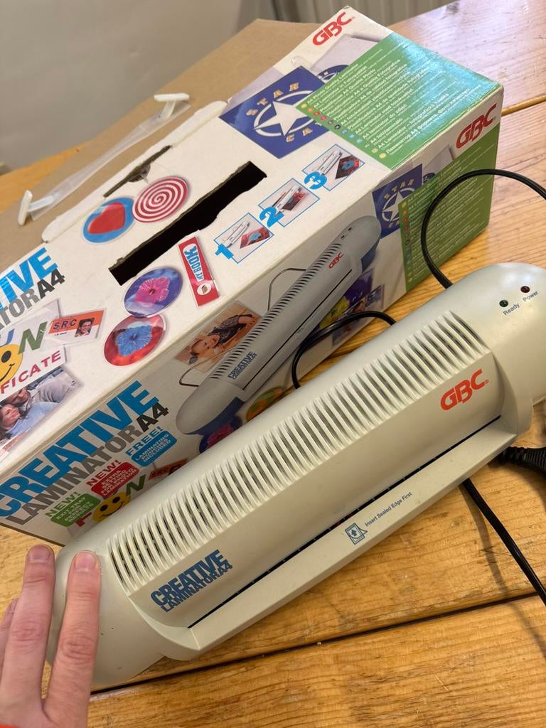 De GBC Creative Laminator A4 is een lamineermachine, Enlèvement ou Envoi, Utilisé