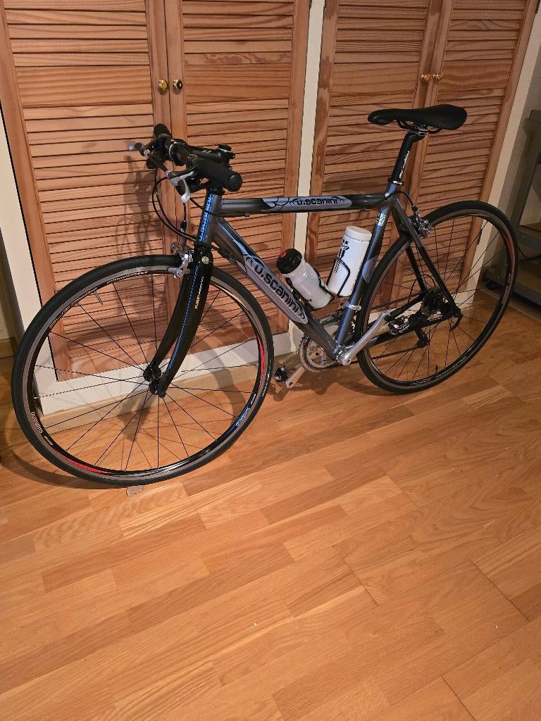 Race Fiets van het merk U.Scanini, Fietsen en Brommers, Overige merken, 28 inch, 10 tot 15 versnellingen, Heren