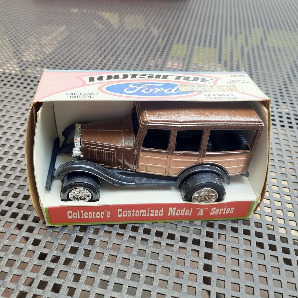 TOOTSIETOY metalen FORD A CUSTOM. 1/32 *VINTAGE*NEW*MIB*, Ophalen, Nieuw, Auto, Overige merken