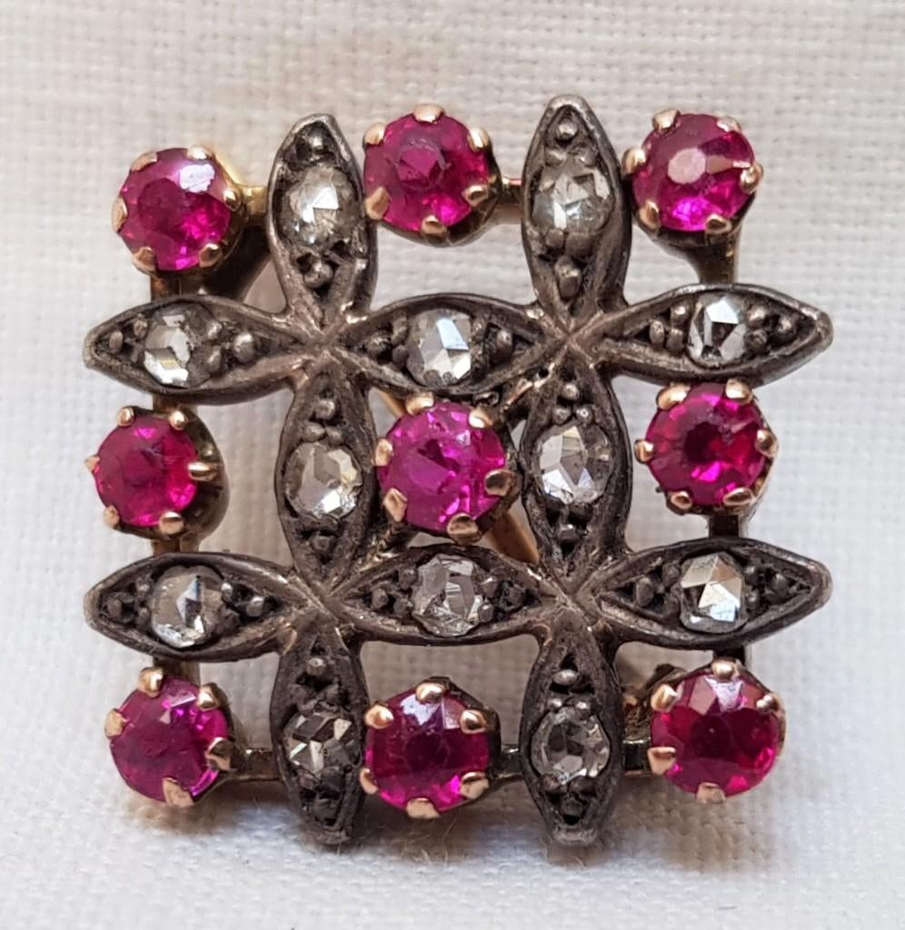 Broche en diamant rubis 18 carats., Enlèvement ou Envoi, Or, Broche, Avec pierre précieuse