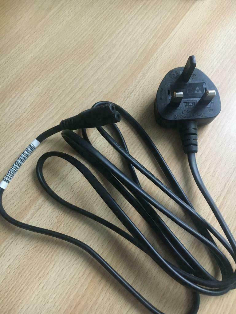 Stroomkabel 220V met aarde en 5A zekering / lang. 50, Ophalen of Verzenden, Zo goed als nieuw