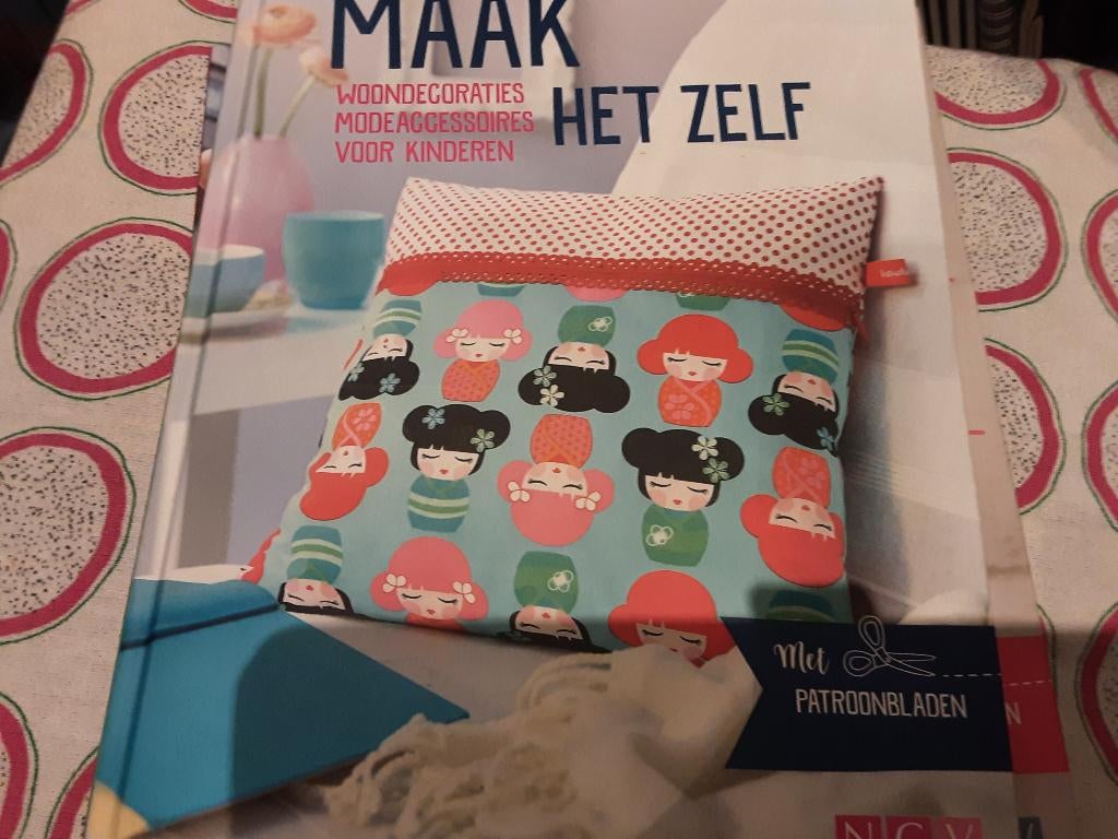 Naaipatronen  boekje, Boeken, Ophalen of Verzenden, Zo goed als nieuw
