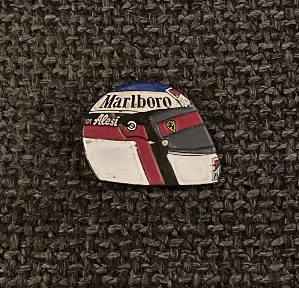 PIN - JEAN ALESI - FORMULE 1 - F1 - MARLBORO, Verzamelen, Verzenden, Gebruikt, Sport, Speldje of Pin