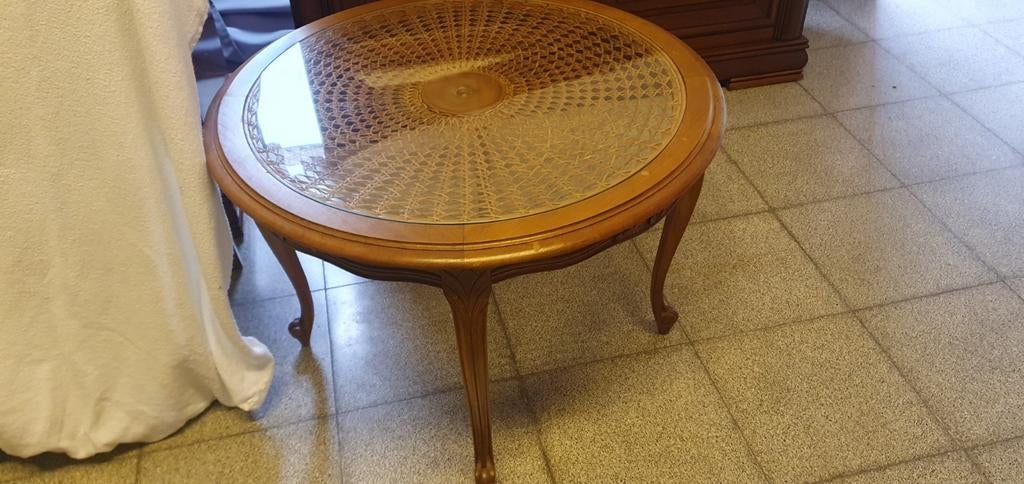 Table basse en bois massif, combinaison de verre en rotin., Enlèvement, Comme neuf, Verre