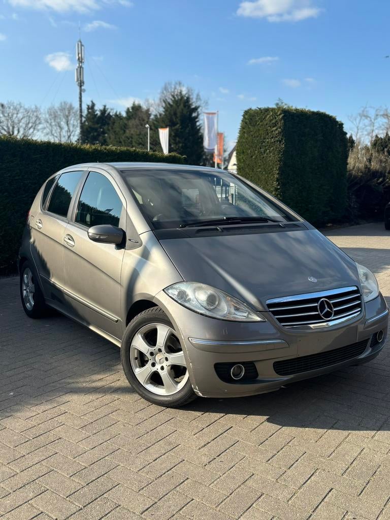 Mercedes a150 benzine lpg automaat airco 2005 190.000km, Auto's, 1498 cc, Zwart, 4 cilinders, Leder en Stof