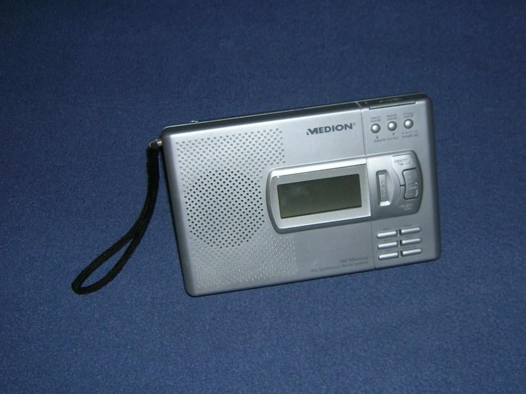 Draagbaar radio wereldontvanger, Audio, Tv en Foto, Radio's, Ophalen of Verzenden, Zo goed als nieuw, Wereldontvanger