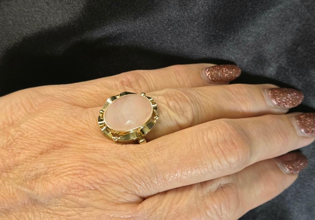 Gouden antieke ring met edelsteen rozenkwarts. 2025/802., Bijoux, Sacs & Beauté, Bagues, Rose, Plus petit que 17, Comme neuf, Or
