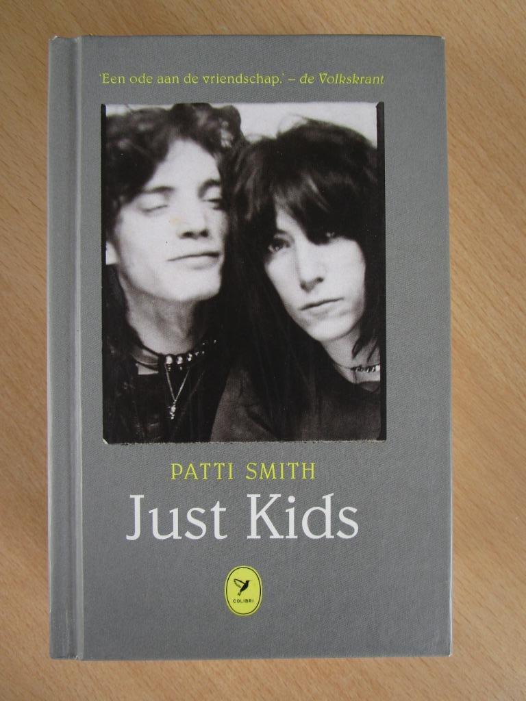PATTI SMITH = JUST KIDS  (BOEK), Ophalen of Verzenden, Zo goed als nieuw, Overige onderwerpen, PATTI SMITH