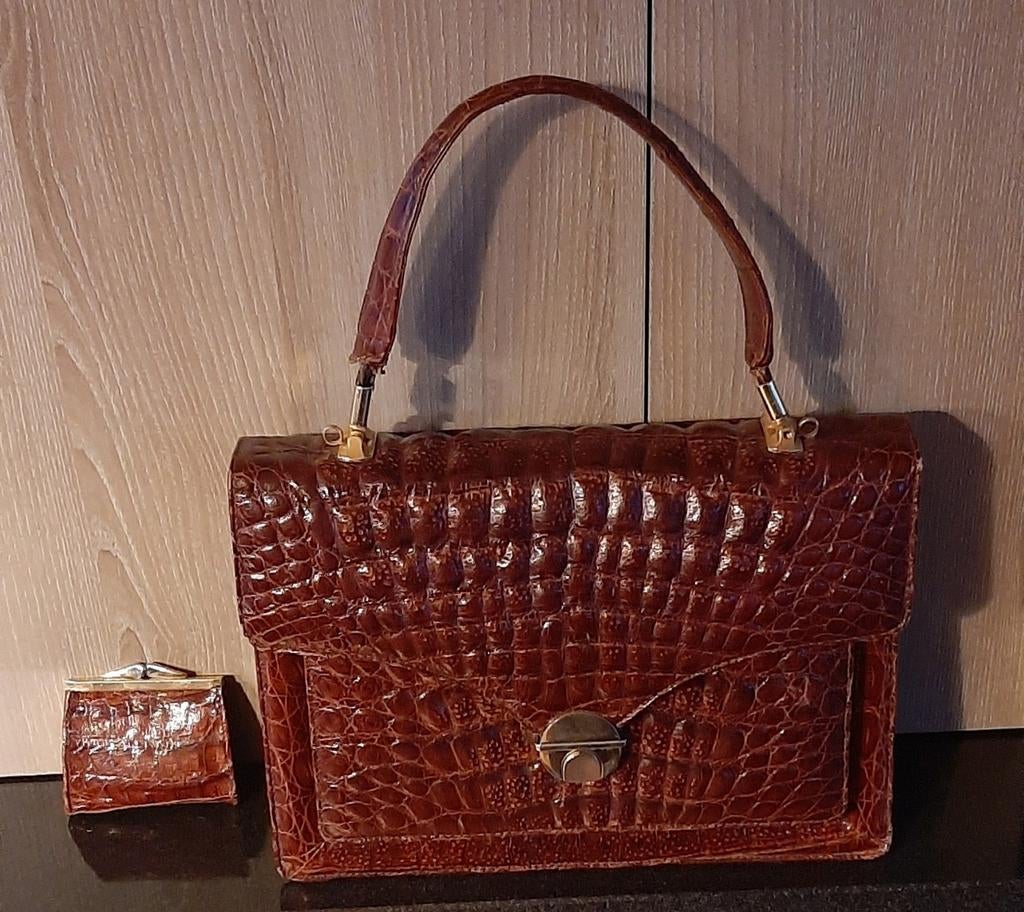 Le sac à main et le portefeuille sont en croco, Enlèvement ou Envoi, Comme neuf, Brun, Sac à main