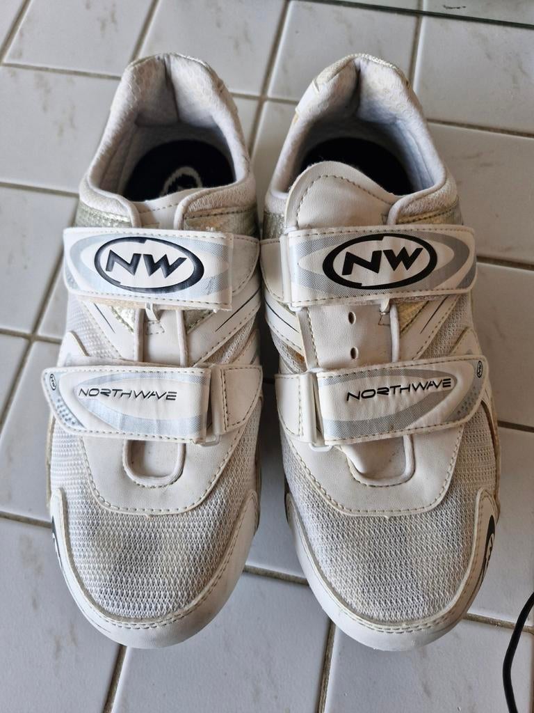 Chaussure vélo, Chaussures