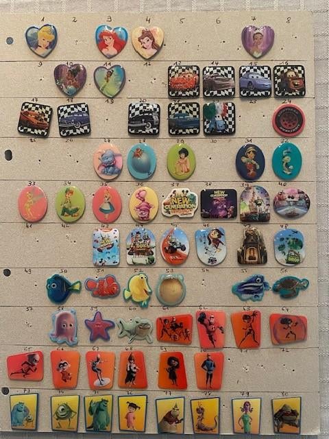 Pin's Disney Carrefour, Verzamelen, Speldjes, Pins en Buttons, Ophalen of Verzenden