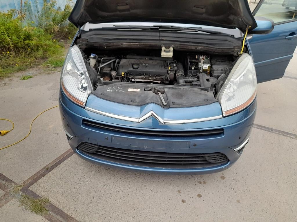 Pare-chocs AVANT CITROEN C4 PICASSO 2010 / 5060 AUVELAIS, Enlèvement, Utilisé, Avant, Citroën