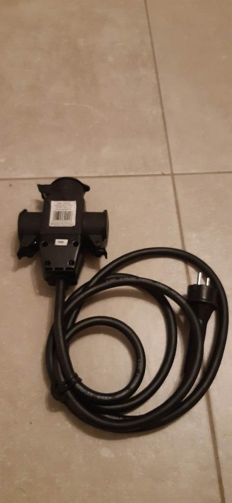 Câble d'extension EUROLITE 240v triple de 1 mètre, Enlèvement ou Envoi, Neuf, Appareillage