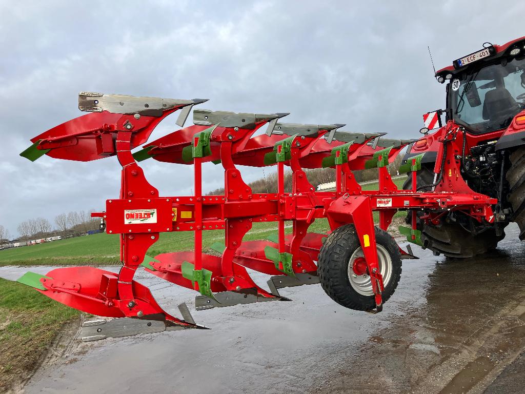 Steeno ploeg CHEIRON 5/6, Ophalen