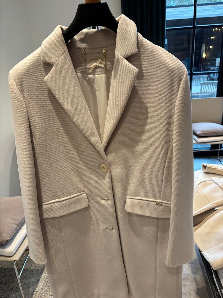 Manteau femme couleur grège taille 42/44 en parfait état, Taille 42/44 (L), Fracomina, Enlèvement ou Envoi, Autres couleurs