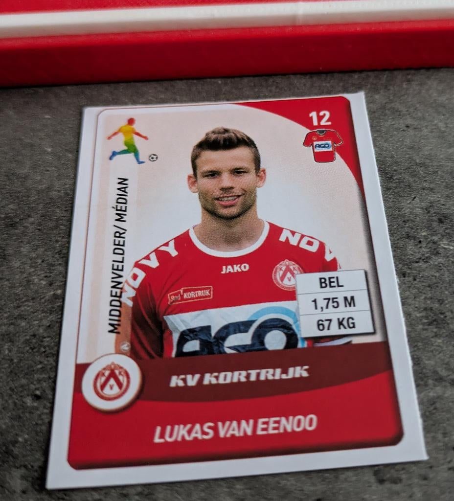 Panini FOOTBALL 2015  STICKER KVK KORTRIJK MERCATO !, Ophalen of Verzenden, Nieuw, Sticker