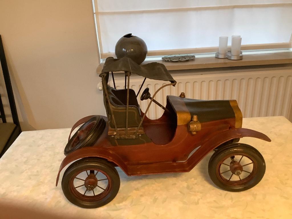 Antieke speelgoed auto, Enlèvement
