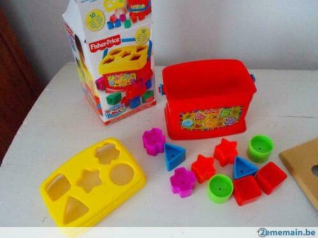 FISHER PRICE mon trieur de formes, Enlèvement