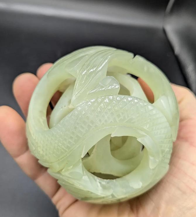 Chinese uit jade gesneden puzzelbal, Antiek en Kunst, Ophalen of Verzenden