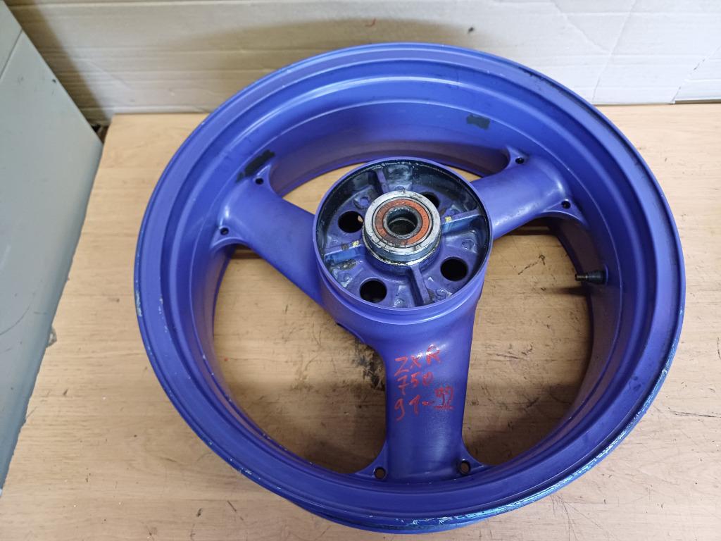 kawasaki zx 7r achterwiel velg, Ophalen of Verzenden, Gebruikt