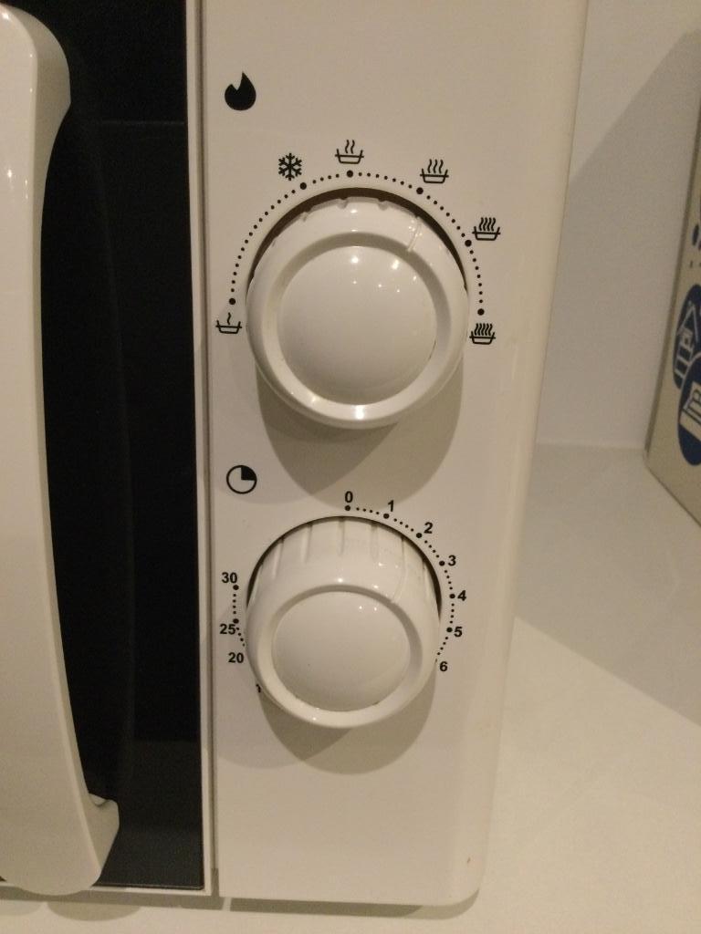 Micro-ondes, Ophalen, Gebruikt, Tussenbouw, Minder dan 45 cm