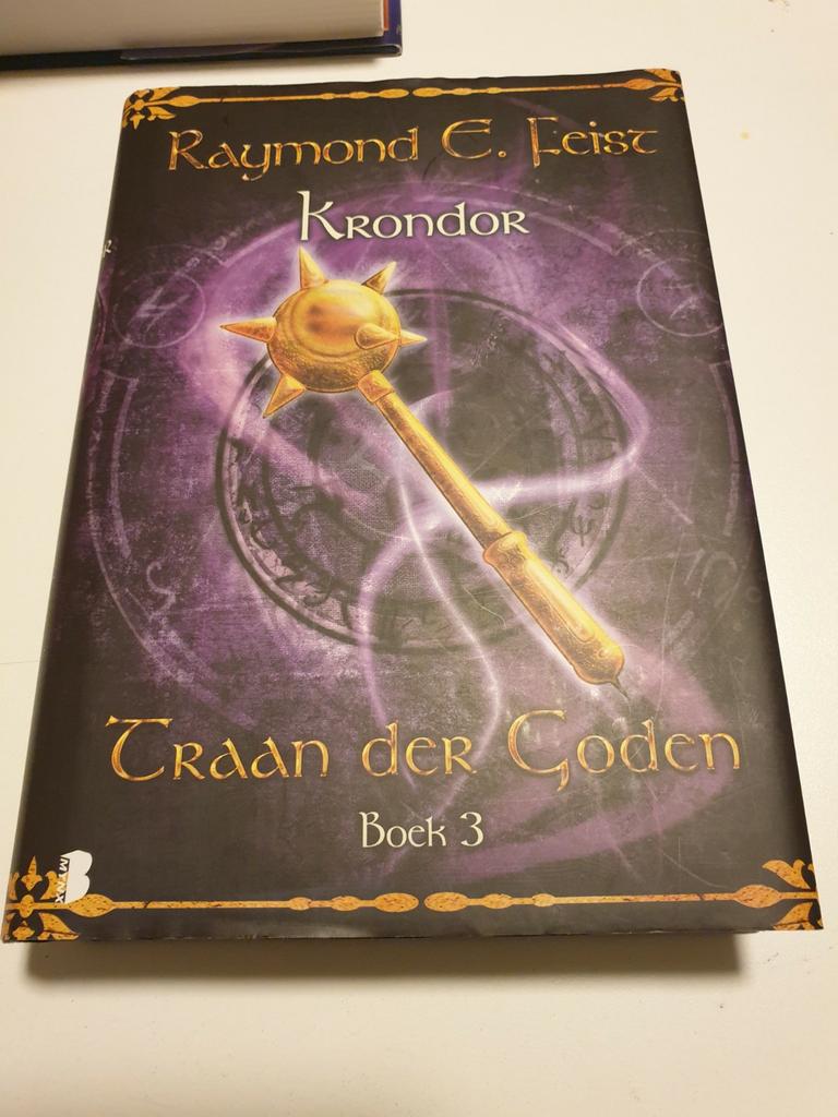 Raymond E. Feist - KRONDOR 3 Traan der Goden HC 2011 9e druk, Enlèvement ou Envoi, Comme neuf, Raymond E. Feist