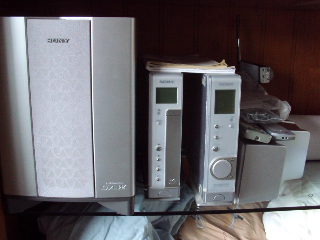 CD/DVD player.Home theater System SONY, Comme neuf, Enlèvement, Sony, 70 watts ou plus