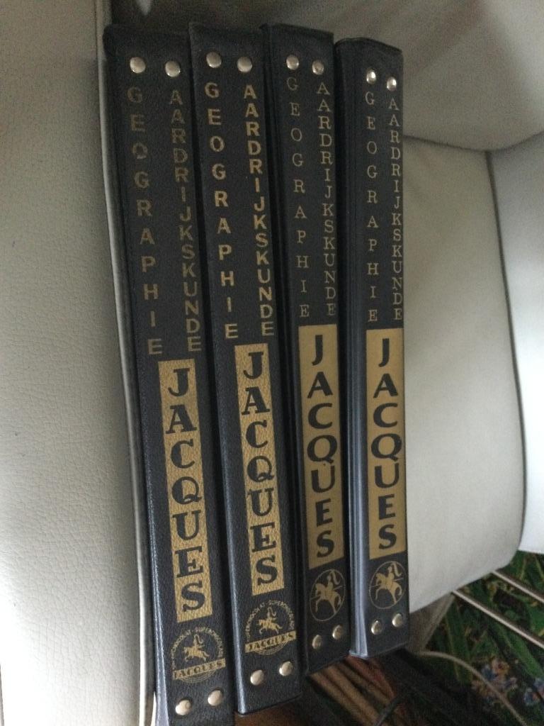 COLLECTION ALBUMS+CHROMOS"JACQUES", Enlèvement ou Envoi