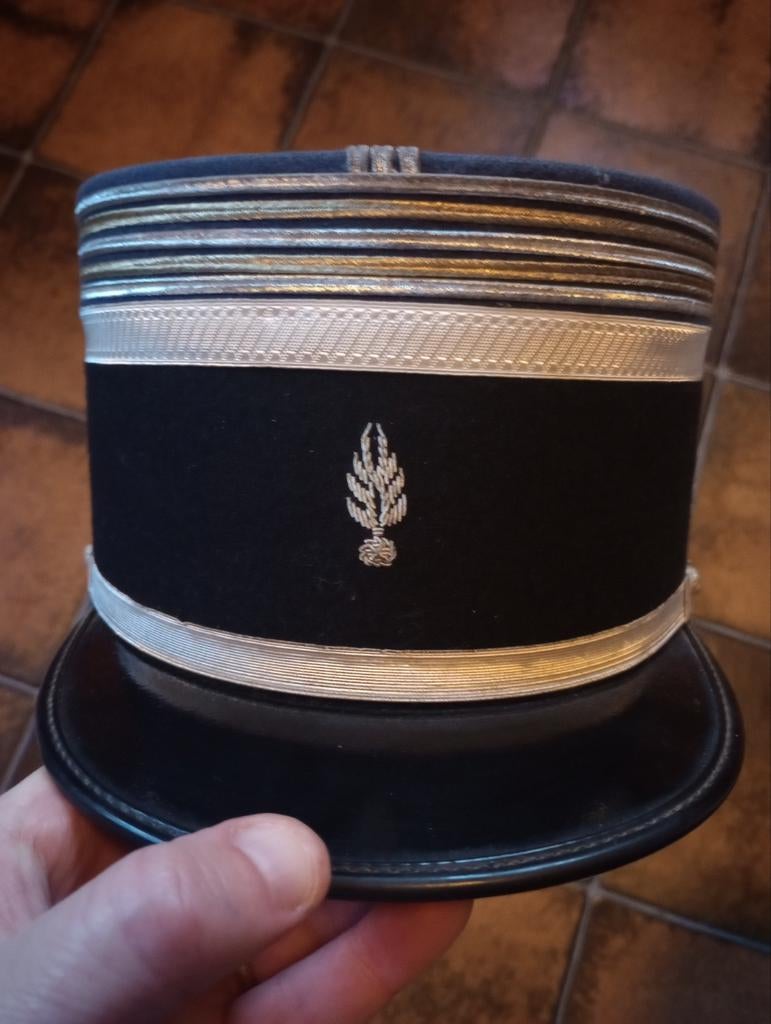 Képi de lieutenant colonel de la gendarmerie française, Enlèvement ou Envoi, Gendarmerie