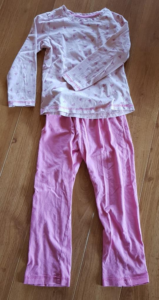 Hema pyjama hartjes 110, Kinderen en Baby's, Kinderkleding | Maat 110, Nacht- of Onderkleding, Gebruikt, Meisje, Ophalen of Verzenden
