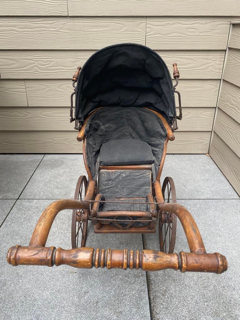 poussette de poupée ancienne, Enfants & Bébés, Enlèvement, Utilisé