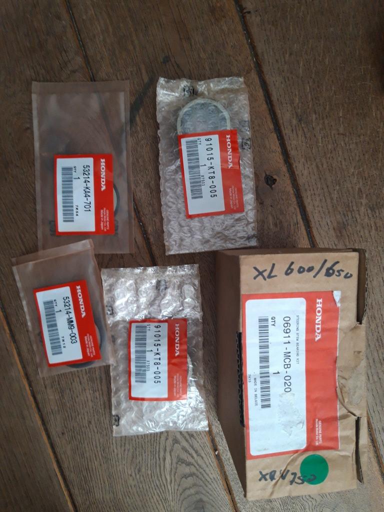 06911-MCB-020 Honda balhoofdlager set voor o.a XL 600,650, Ophalen of Verzenden, Nieuw