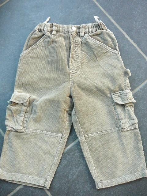 lichtbruin ribfluweel broek, Kinderen en Baby's, Babykleding | Maat 86, Gebruikt, Jongetje, Broekje, Ophalen of Verzenden