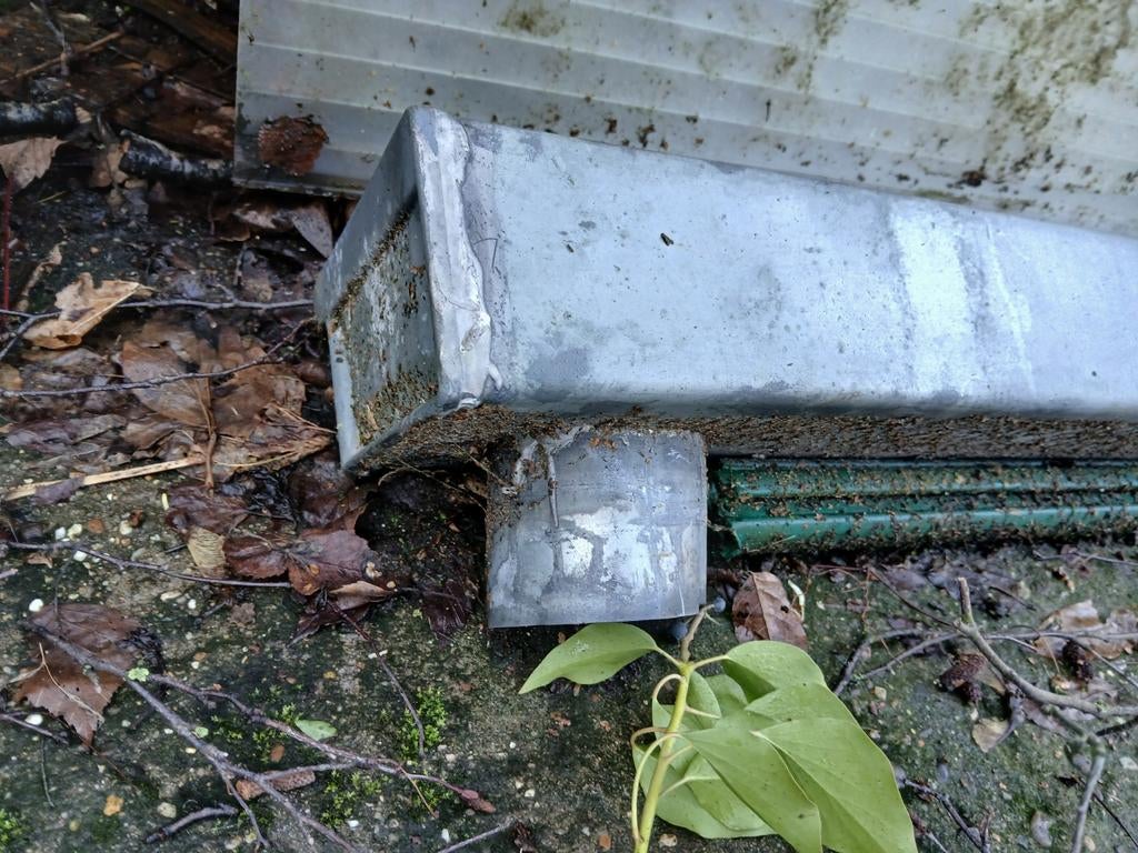 Gouttière de 233 cm de long, Bricolage & Construction, Métaux, Enlèvement
